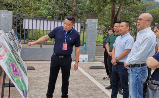 项目调研丨UG环球官网创新公司党委副书记刘荣欣带队赴川旅文投公司调研金龙长城景区
